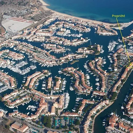 Centre Port-grimaud Avec Vue Magnifique Sur La Giscle Apartment Grimaud