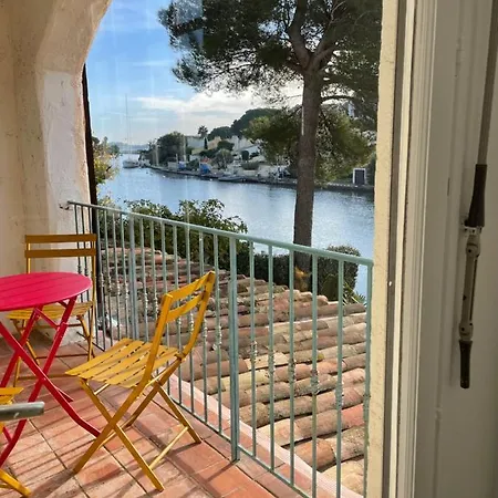 Centre Port-grimaud Avec Vue Magnifique Sur La Giscle Apartment *