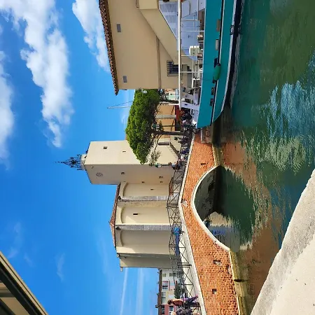 Apartment Centre Port-grimaud Avec Vue Magnifique Sur La Giscle